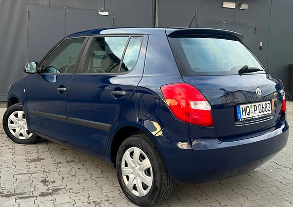 Skoda Fabia cena 16999 przebieg: 129900, rok produkcji 2010 z Wałbrzych małe 562